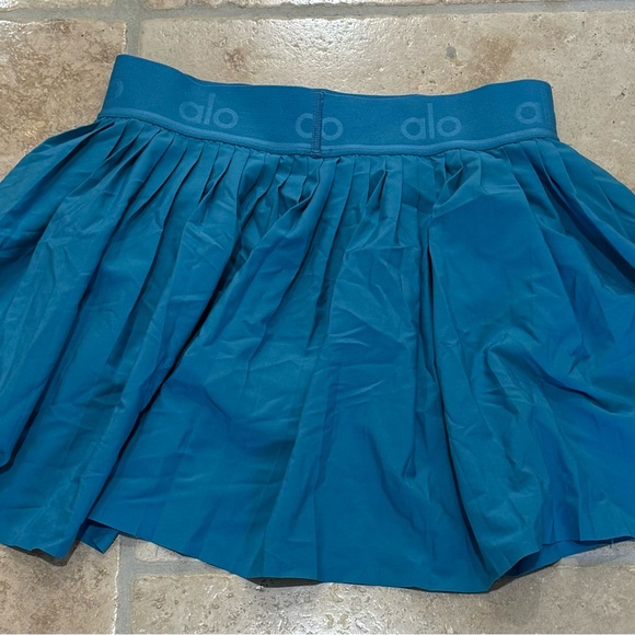 ALO Aces Teal Skirt - Picture 3 of 3